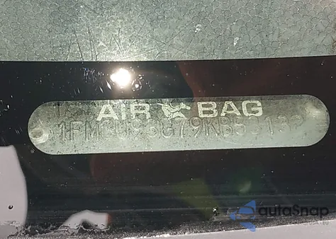 2009 Ford Escape Xlt from USA, damaged, VIN 1FMCU93G79KB53132